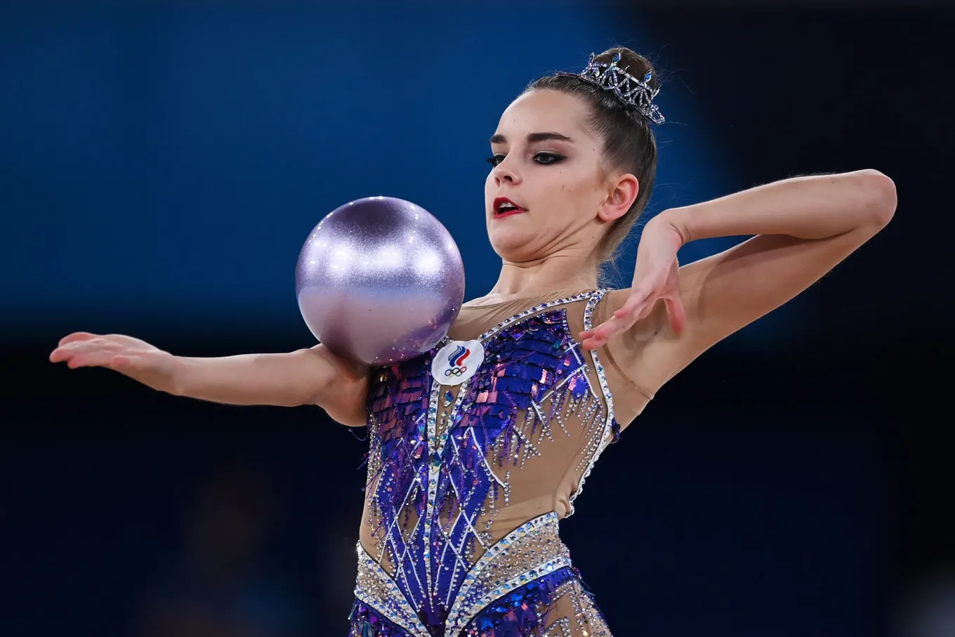 Дина Аверина впервые стала чемпионкой России в упражнении с обручем