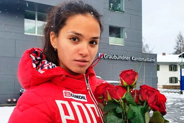 Чемпионка ОИ-2022 по лыжным гонкам Степанова с сарказмом ответила шведскому журналисту