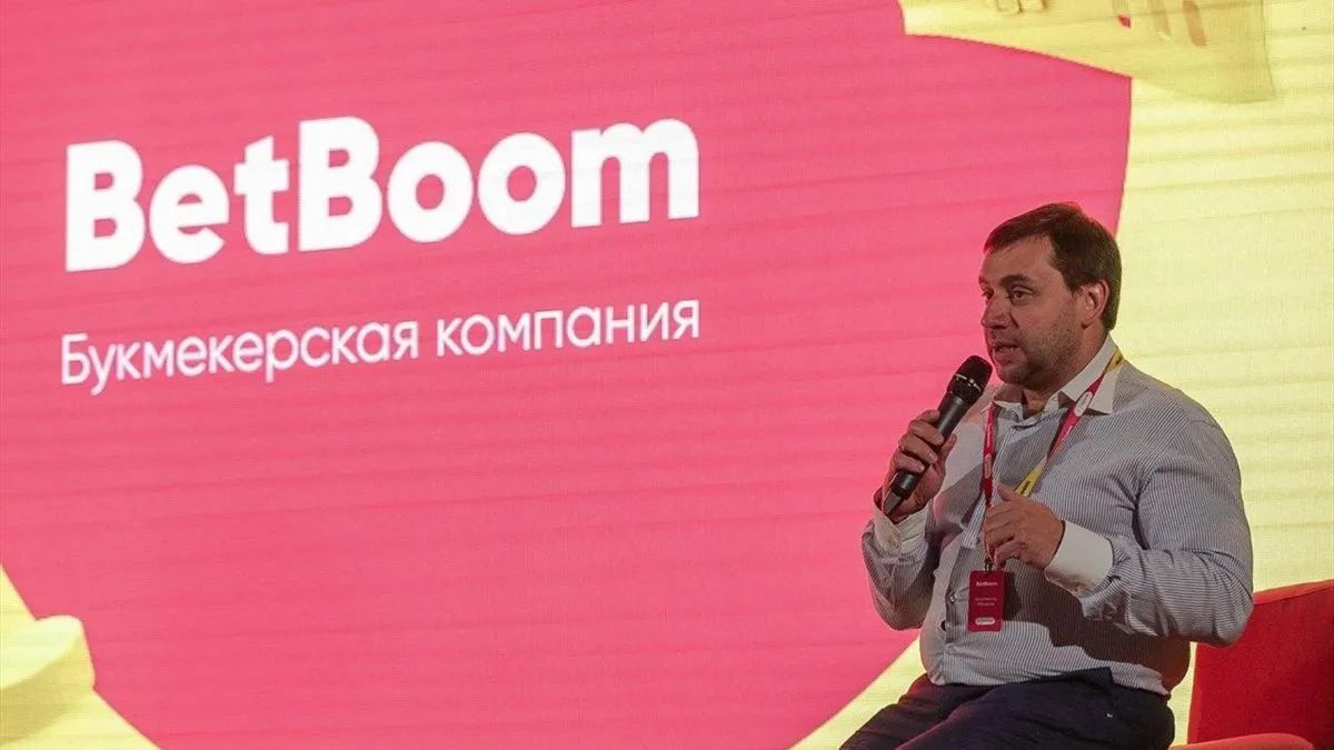 Константин Макаров