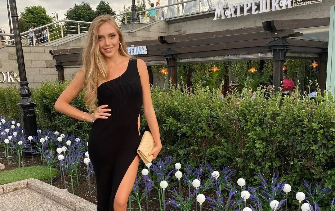 Фигуристка Елена Радионова