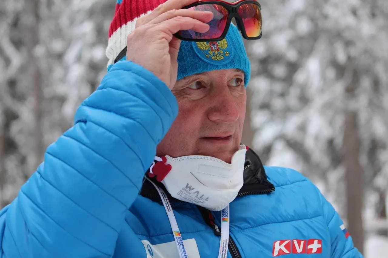 Старший тренер мужской сборной Юрий Каминский