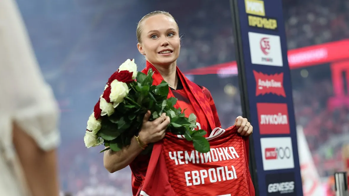 Гимнастка Ангелина Мельникова