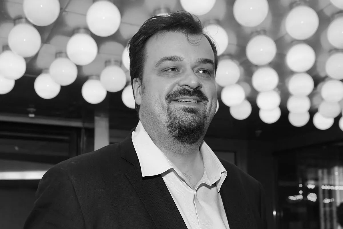 Василий Уткин