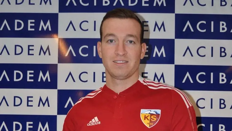 Денис Макаров