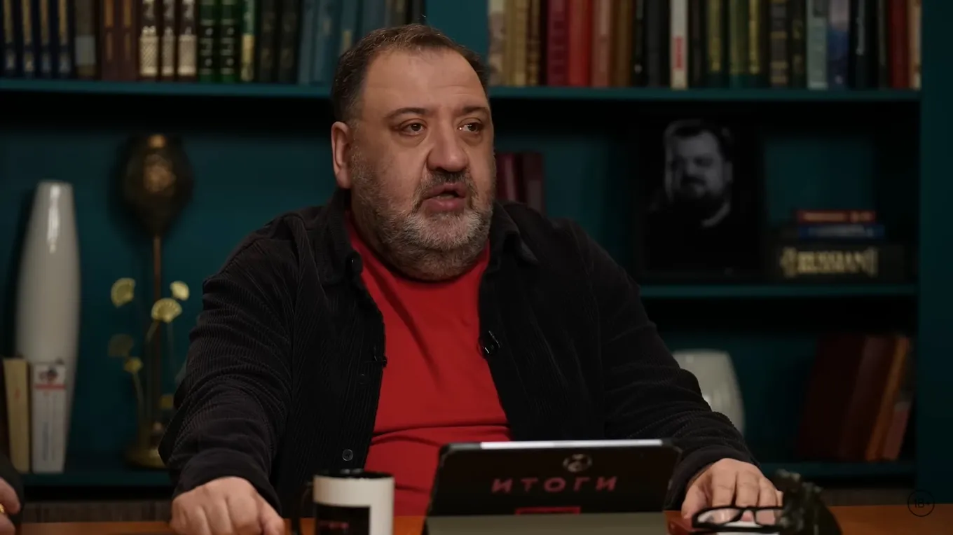 Портрет Уткина в студии шоу «Это футбол, брат»
