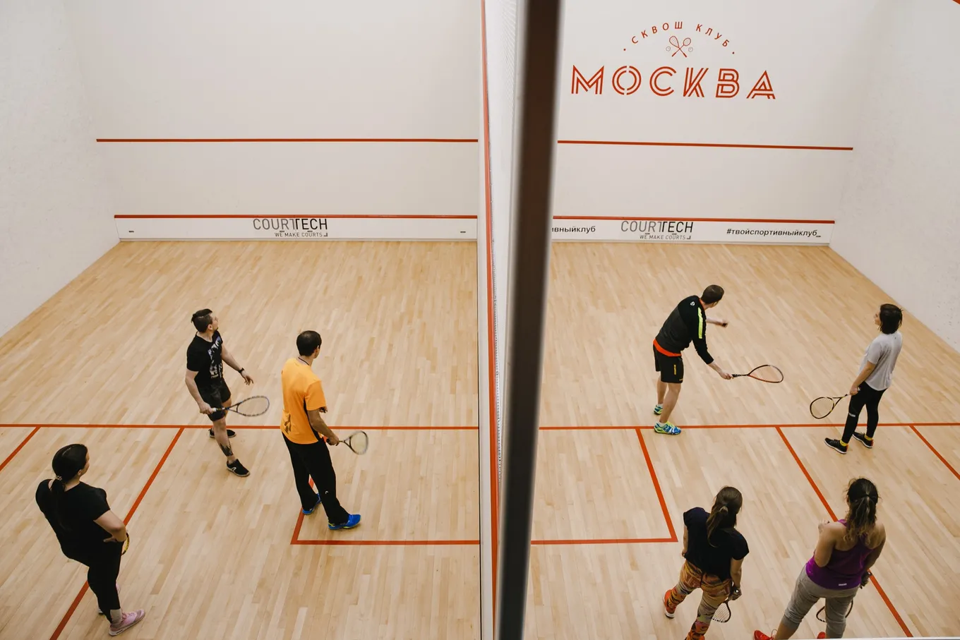 Корпоративное занятие по сквошу в клубе сети Фитмост. Фото: www.fitmost.ru