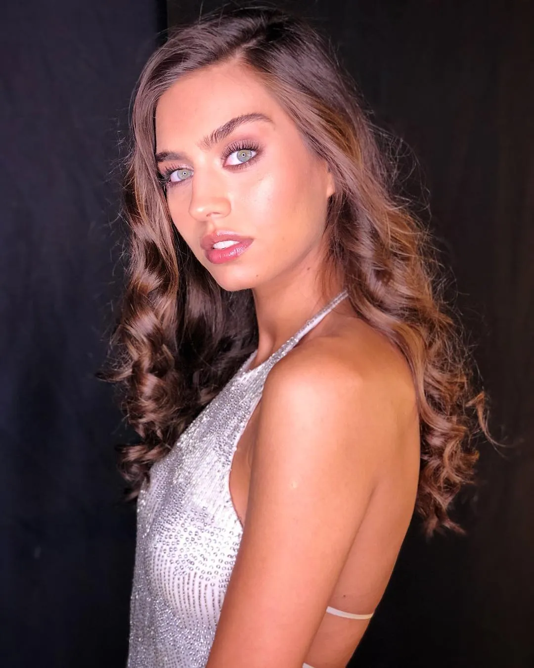 Амина Гюльше