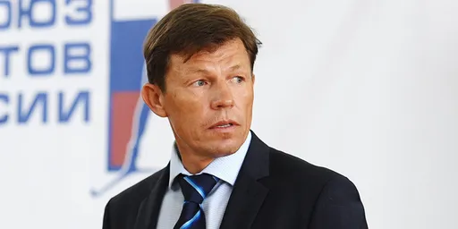 «Идем к Олимпиаде с двумя разными методиками». Шеф биатлона – о составе на Игры, Латыпове, победах