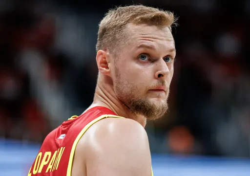 Форвард БК «Локомотив-Кубань» Лопатин высказался о победе над сербским ФМП