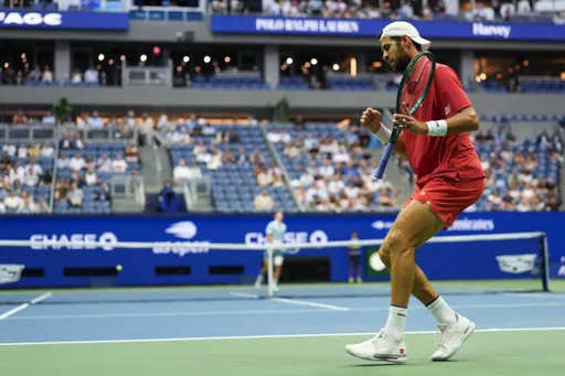 Хачанов раскритиковал Зверева за затягивание подачи в полуфинале US Open