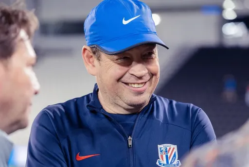 Угаров ответил, кто может возглавить «Зенит» вместо Семака, упомянув Слуцкого
