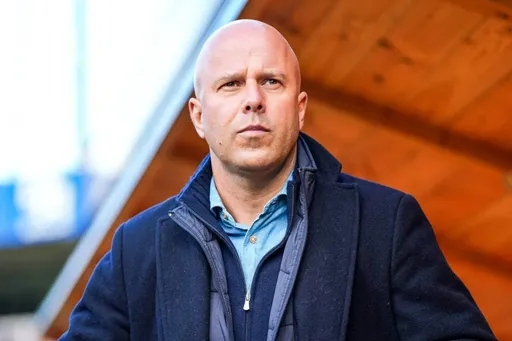 The Athletic: Слот продолжит работу в «Ливерпуле» в следующем сезоне