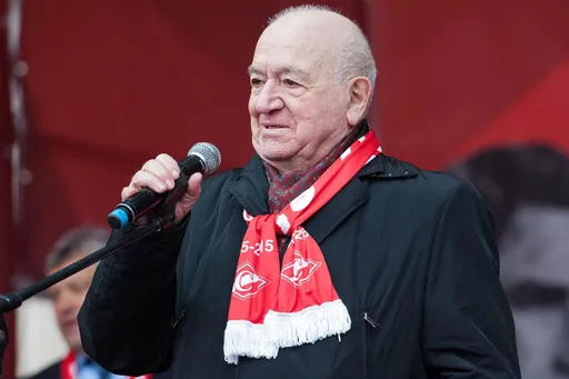 Перед матчем «Спартака» с «Рубином» открыли памятник Никите Симоняну