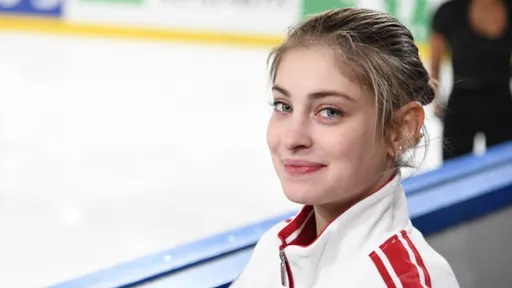 Косторная объяснила, как приняла решение стать матерью в 22 года