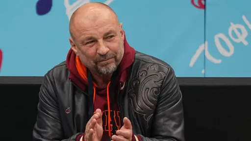 Группа Жулина временно тренируется на «Навка Арене»