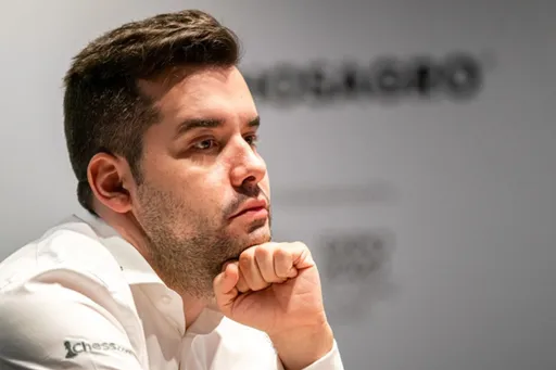 Команда Непомнящего выиграла Global Chess, россиянин победил Карлсена в финале