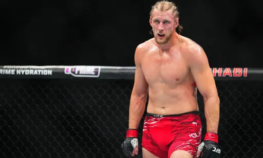 Корнилов: о ситуации Волкова в UFC уже можно сочинить анекдот