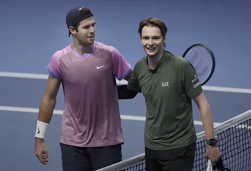Бублик обыграл Хачанова и вышел в полуфинал турнира ATP-250 в Алматы