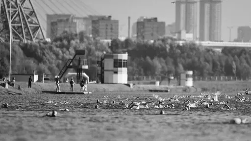 Спортсмен Порфиров умер во время триатлона в Москве