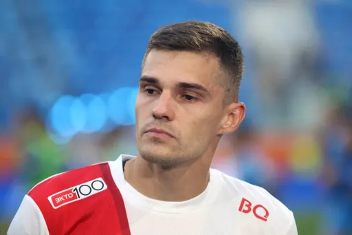 Жена Зобнина объявила о разводе с капитаном «Спартака»