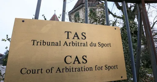 CAS оставил на усмотрение IIHF решение по нейтральному статусу сборной России