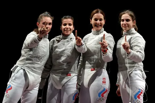 Женская сборная России по сабле выиграла «золото» на ЧЕ-2026 по фехтованию