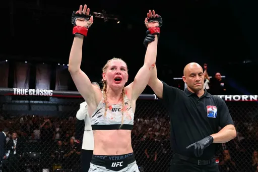 Россиянка Железнякова проиграла бразильянке Перейре на UFC Vegas 122