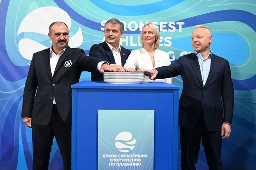 Чикунова, Клепикова и Пригода победили на Кубке сильнейших по плаванию