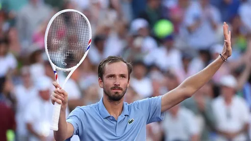 Медведев обыграл Атмана и вышел в полуфинал турнира ATP-250 в Алма-Ате
