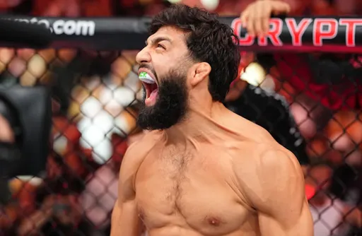 Чемпион RCC Мазур: титульный бой Царукяна в UFC неизбежен